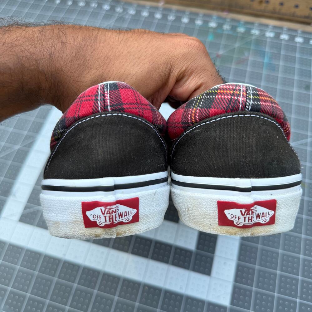 Plaid Vans Authentics - Picture 4 of 5